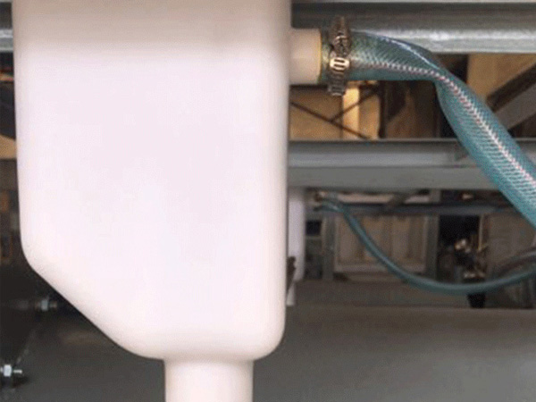 
		全自動工業(yè)變頻洗脫機(jī)
	(圖3)