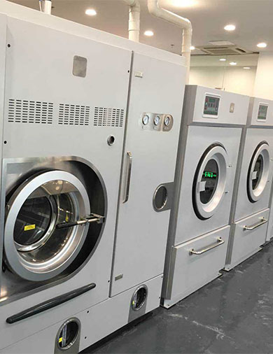 
		自吸風燙衣機
	(圖14)