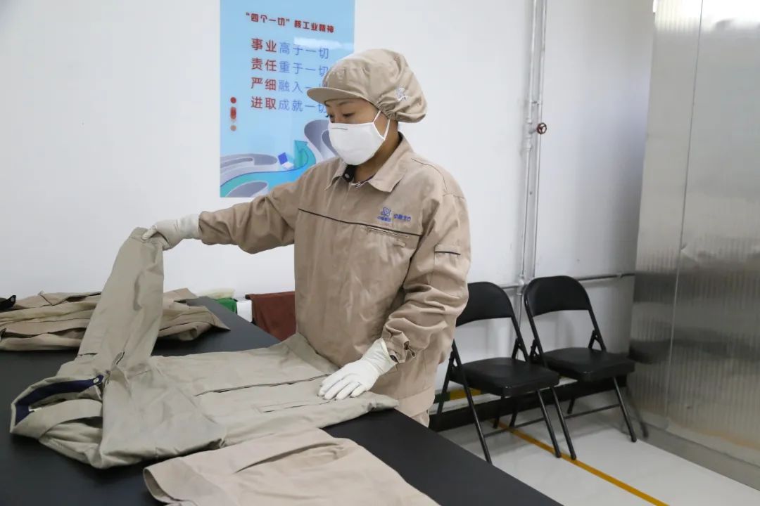 
		100公斤大型全自動(dòng)洗脫機(jī)為中核北方洗衣護(hù)航
		(圖4)