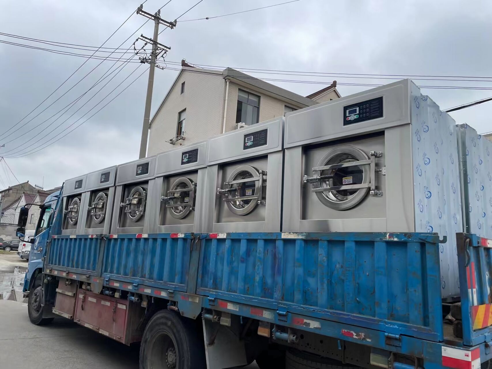 降低洗滌成本，從一臺靠譜的工業(yè)洗衣機(jī)開始